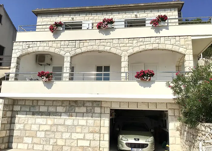 Lux Apartments